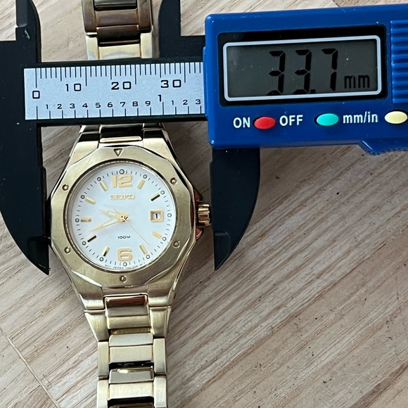 Seiko Coutura Ladies Watch Gold-Tone Bracelet Case White Dial Date Window main image 9
